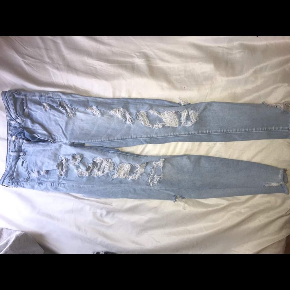 American Eagle jeans (ripped)